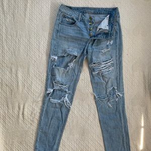 American Eagle “Tomgirl” Jeans; Size 4